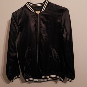 Light-weight black bomber jacket